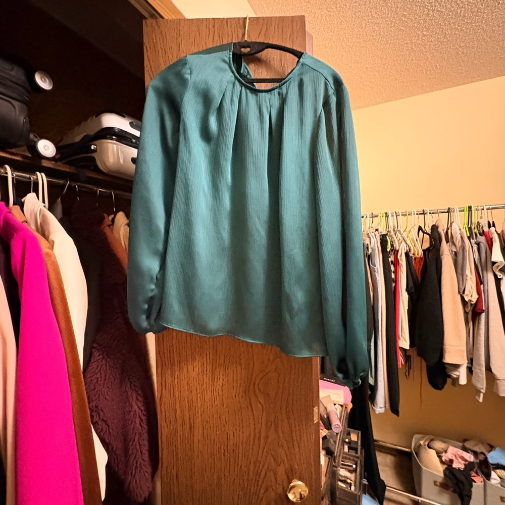 Express Elegant Green Blouse for Women